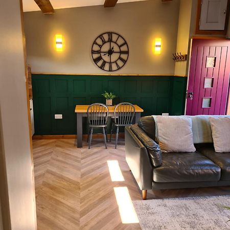 Ferienwohnung The Hide Ullapool Exterior foto