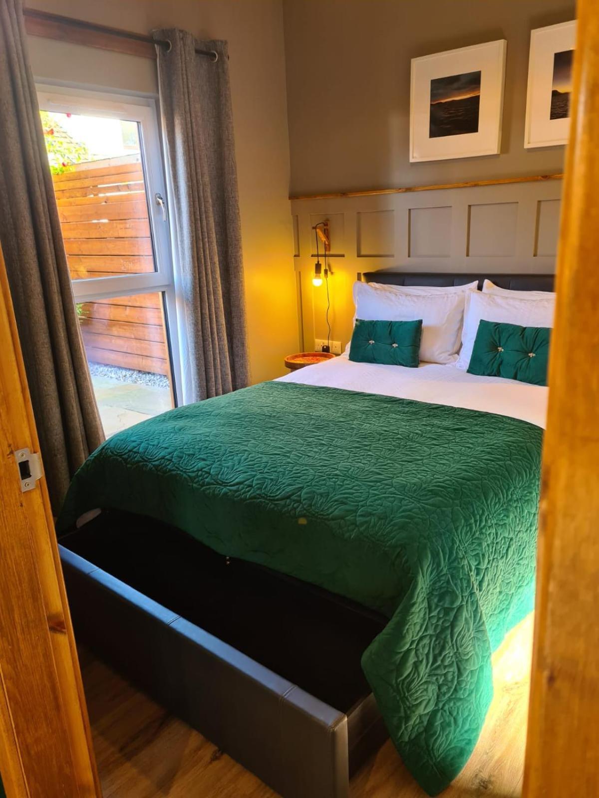 Ferienwohnung The Hide Ullapool Exterior foto
