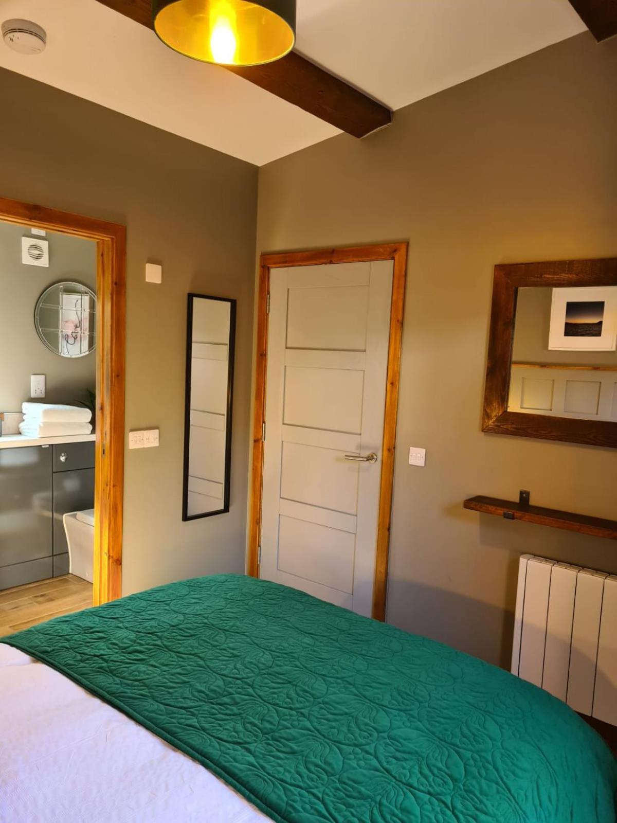 Ferienwohnung The Hide Ullapool Exterior foto